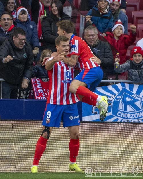 西甲-索尔洛特破门阿斯帕斯点射 十人马竞1-1塞尔塔距榜首仅差1分