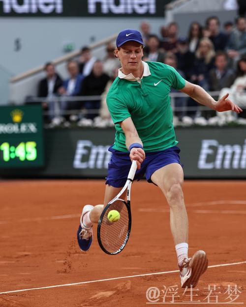 辛纳横扫德约科维奇 挺进法网决赛